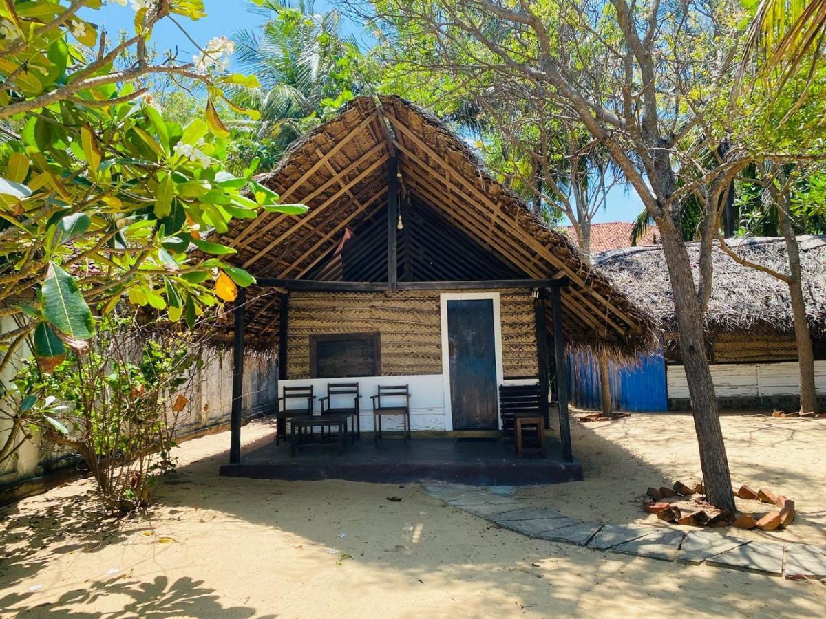 Air Lush Beach Cabanas Arugam Bay Buitenkant foto