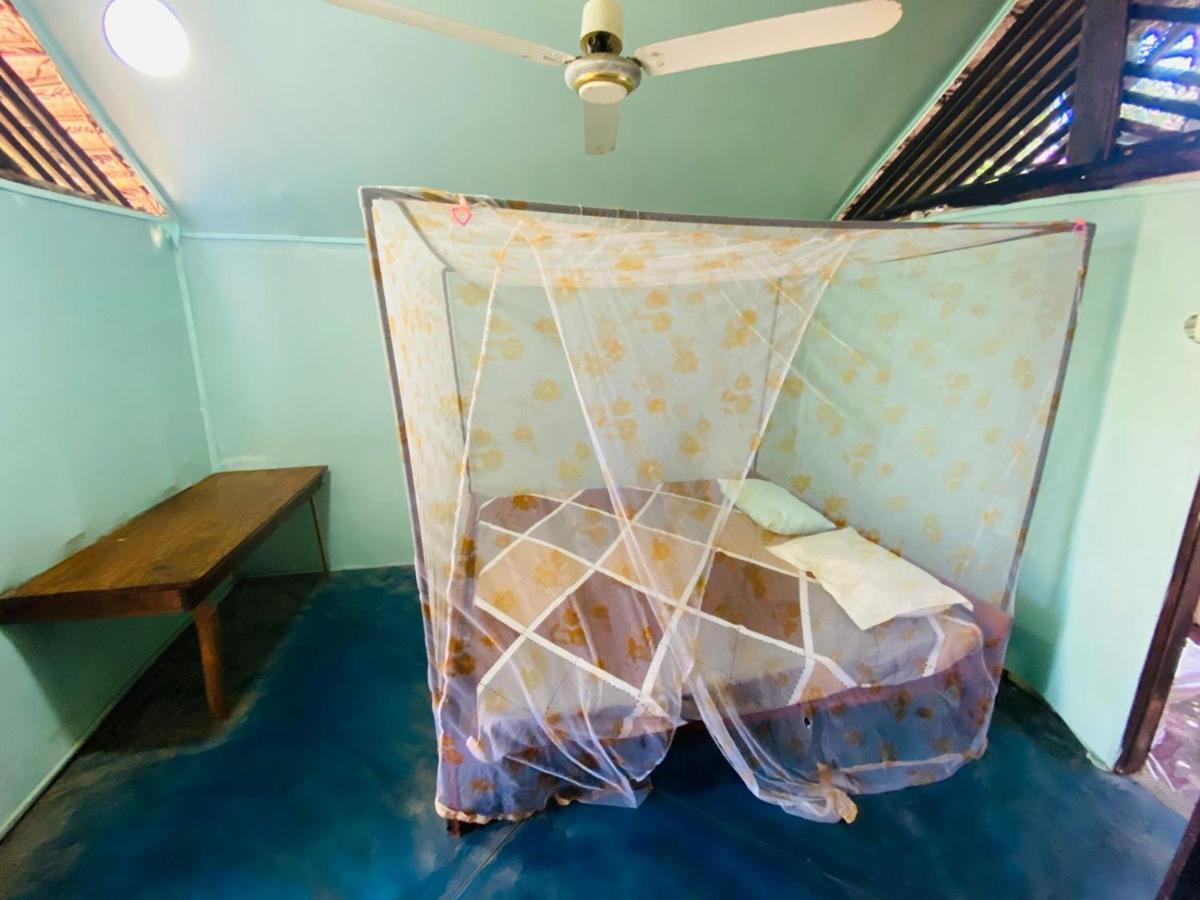 Air Lush Beach Cabanas Arugam Bay Buitenkant foto