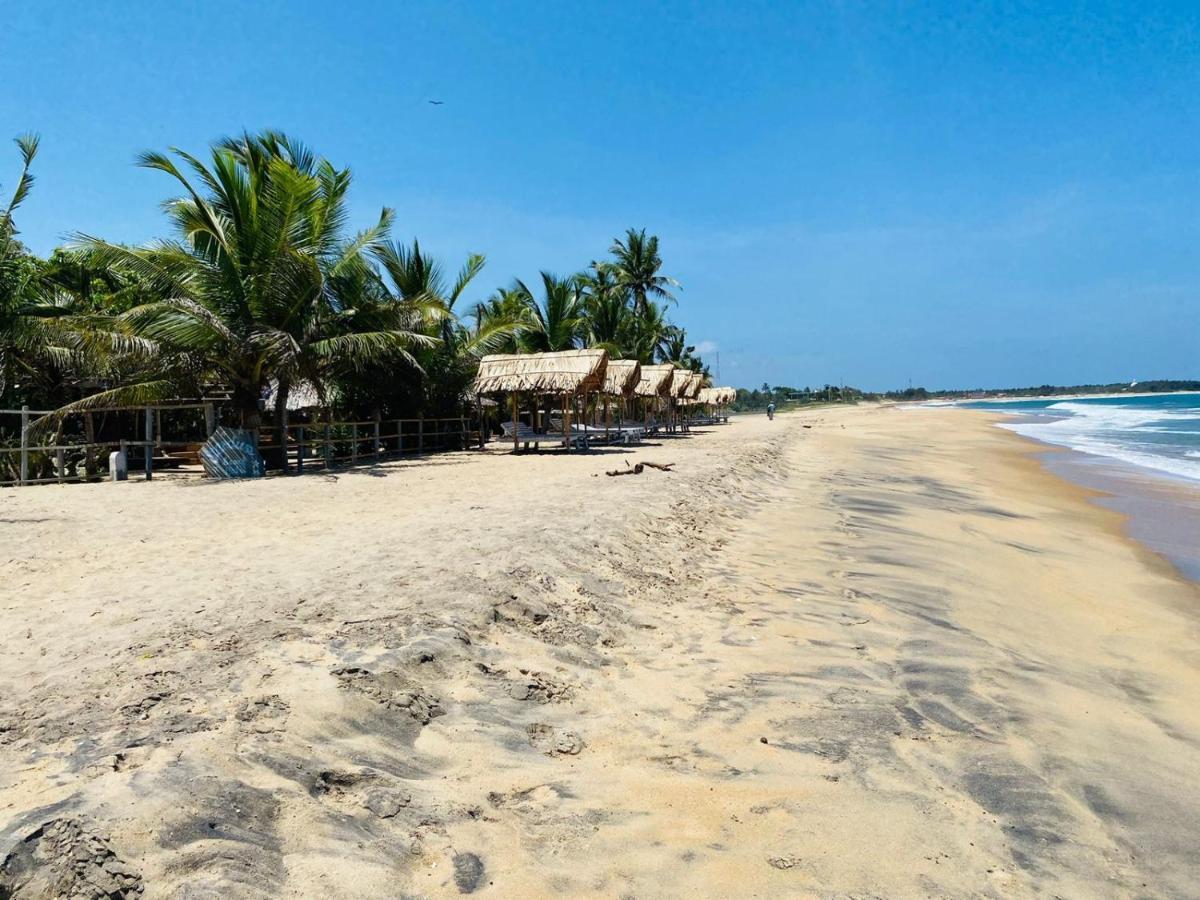 Air Lush Beach Cabanas Arugam Bay Buitenkant foto